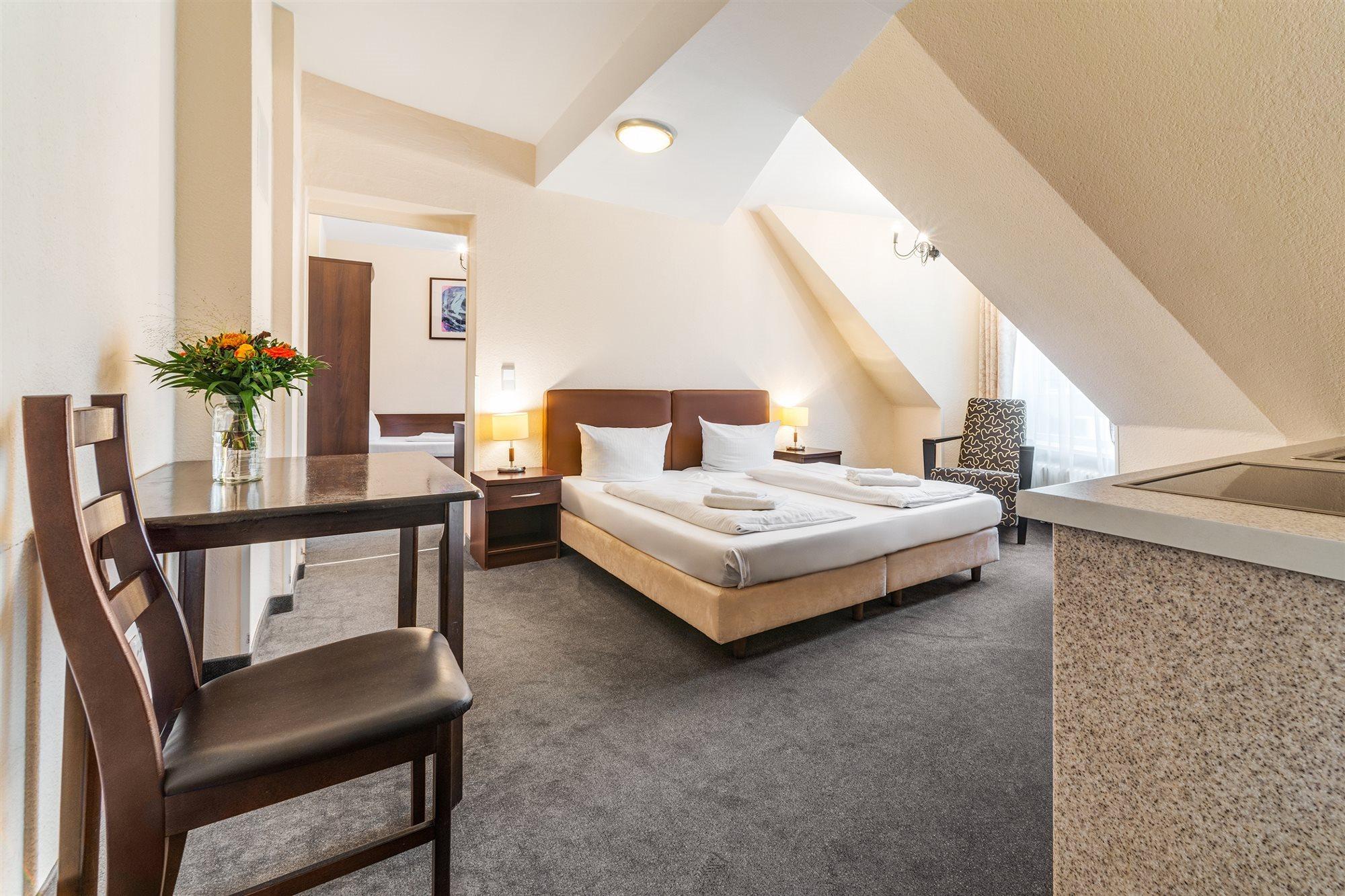 Upper Room Hotel Kurfuerstendamm Berlin Ngoại thất bức ảnh