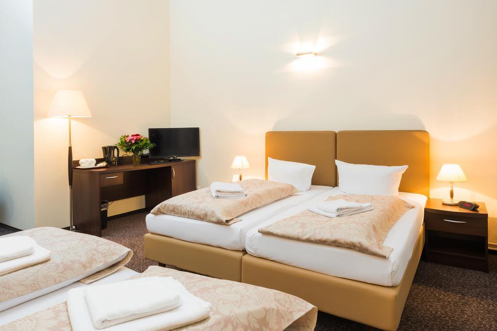 Upper Room Hotel Kurfuerstendamm Berlin Ngoại thất bức ảnh