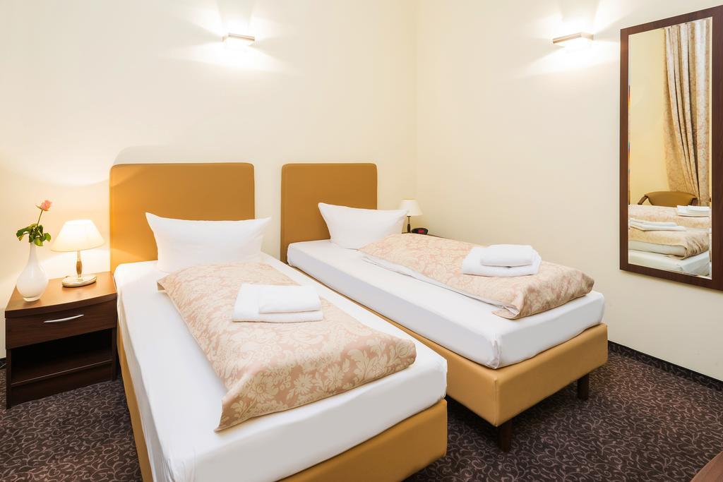 Upper Room Hotel Kurfuerstendamm Berlin Ngoại thất bức ảnh