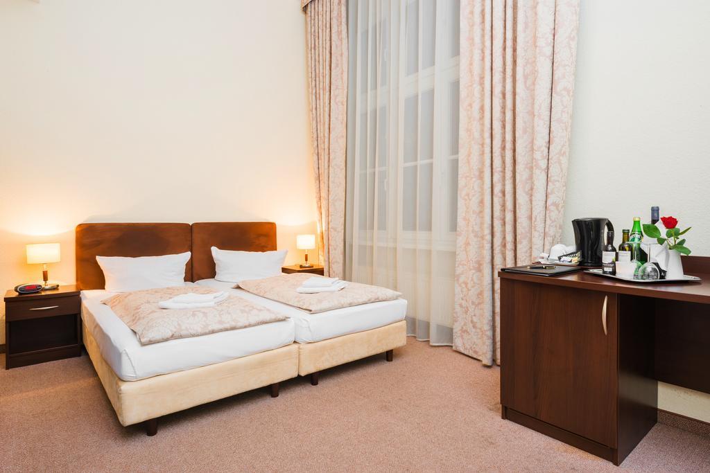 Upper Room Hotel Kurfuerstendamm Berlin Ngoại thất bức ảnh