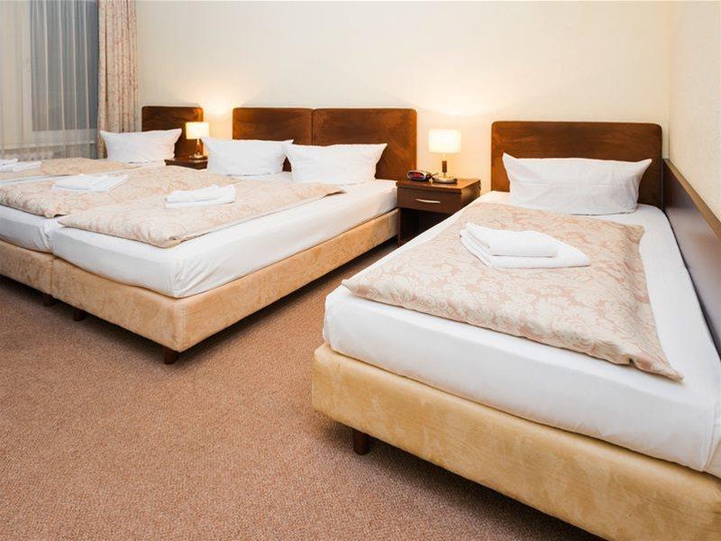 Upper Room Hotel Kurfuerstendamm Berlin Ngoại thất bức ảnh