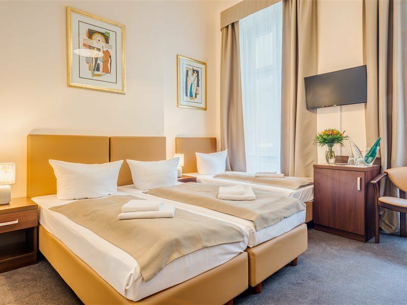 Upper Room Hotel Kurfuerstendamm Berlin Ngoại thất bức ảnh